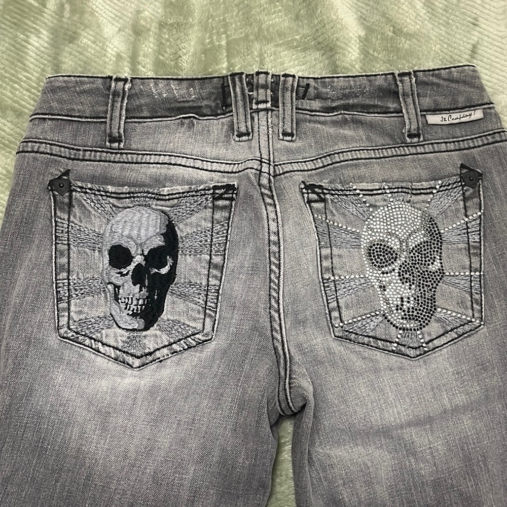 DEADSTOCK Bedazzled Embroidered Skull Capris